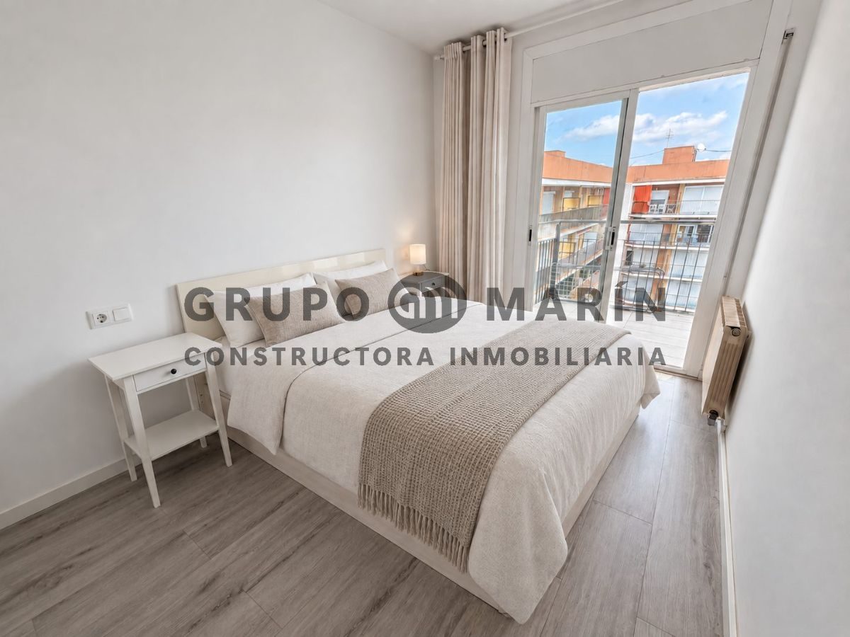 ESPECTACULAR ÁTICO EN PRIMERA LÍNEA DE MAR CON LICENCIA TURÍSTICA - Foto 26
