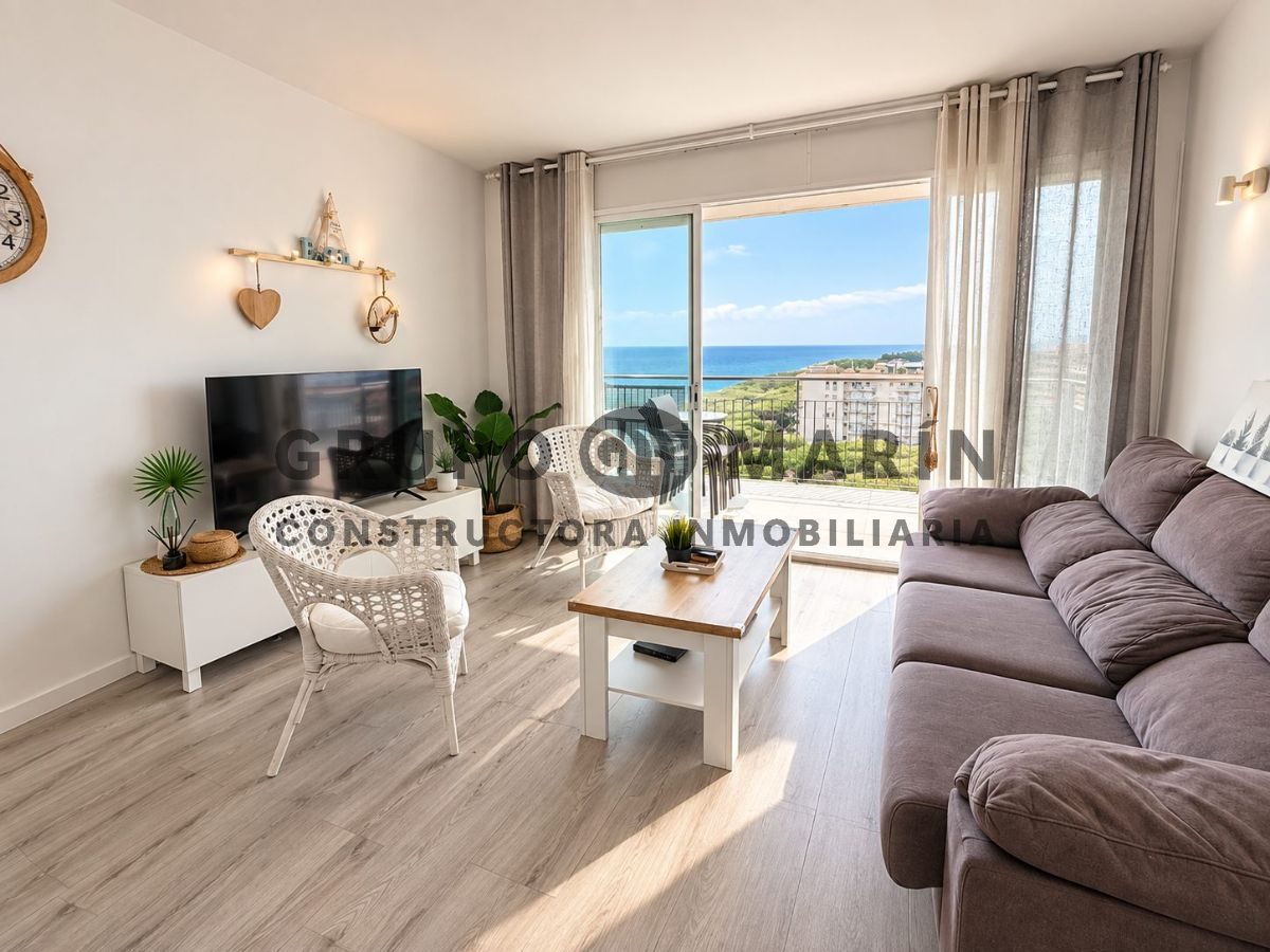ESPECTACULAR ÁTICO EN PRIMERA LÍNEA DE MAR CON LICENCIA TURÍSTICA - Foto 9