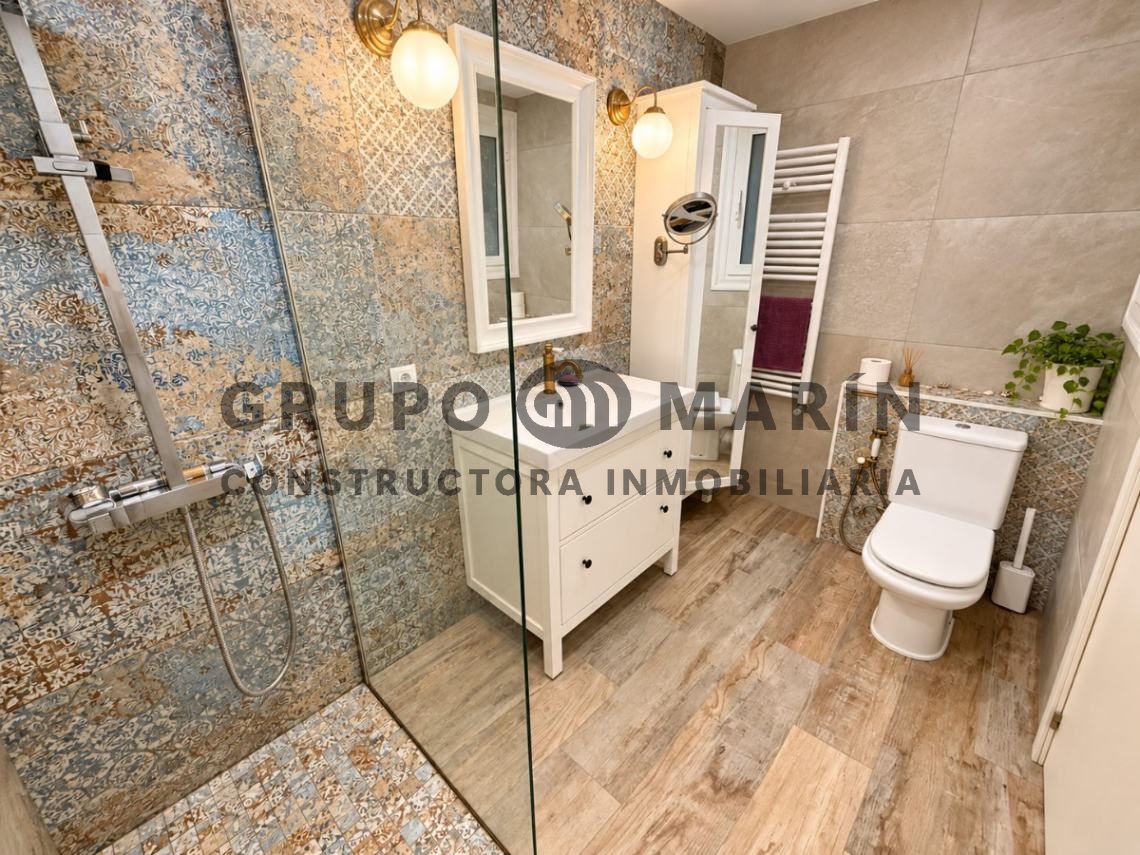 Piso de 91m2 con dos habitaciones dobles y un baño, con vistas a la montaña y a pocos minutos de la playa, en Blanes - Foto 17