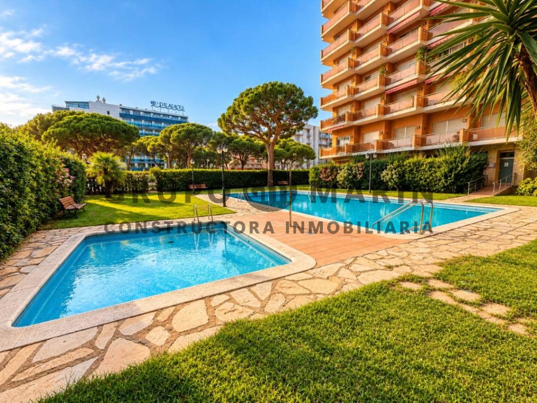 Piso de 91m2 con dos habitaciones dobles y un baño, con vistas a la montaña y a pocos minutos de la playa, en Blanes - Foto 22
