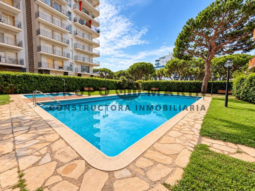 Piso de 91m2 con dos habitaciones dobles y un baño, con vistas a la montaña y a pocos minutos de la playa, en Blanes - Foto 23