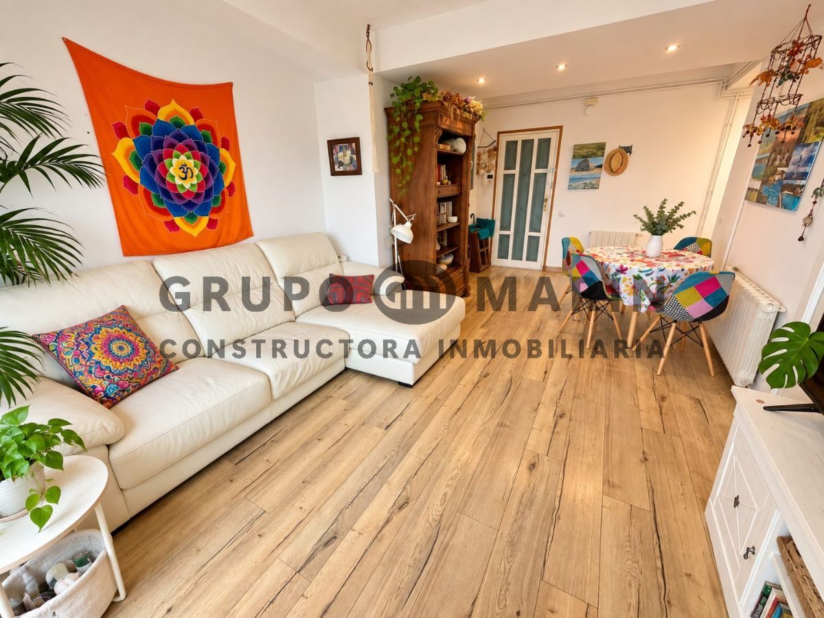Piso de 91m2 con dos habitaciones dobles y un baño, con vistas a la montaña y a pocos minutos de la playa, en Blanes - Foto 4