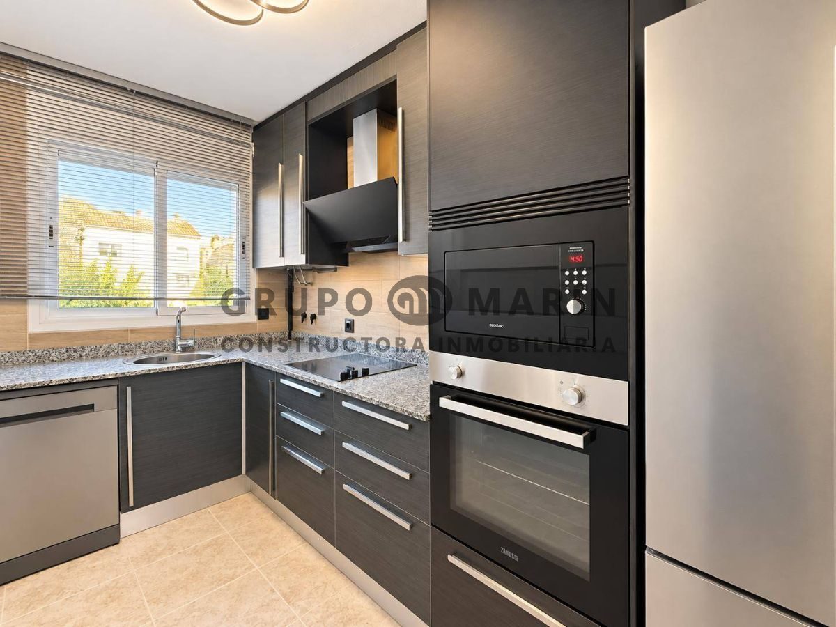 ¡Espectacular piso reformado en Palafolls! - Foto 10