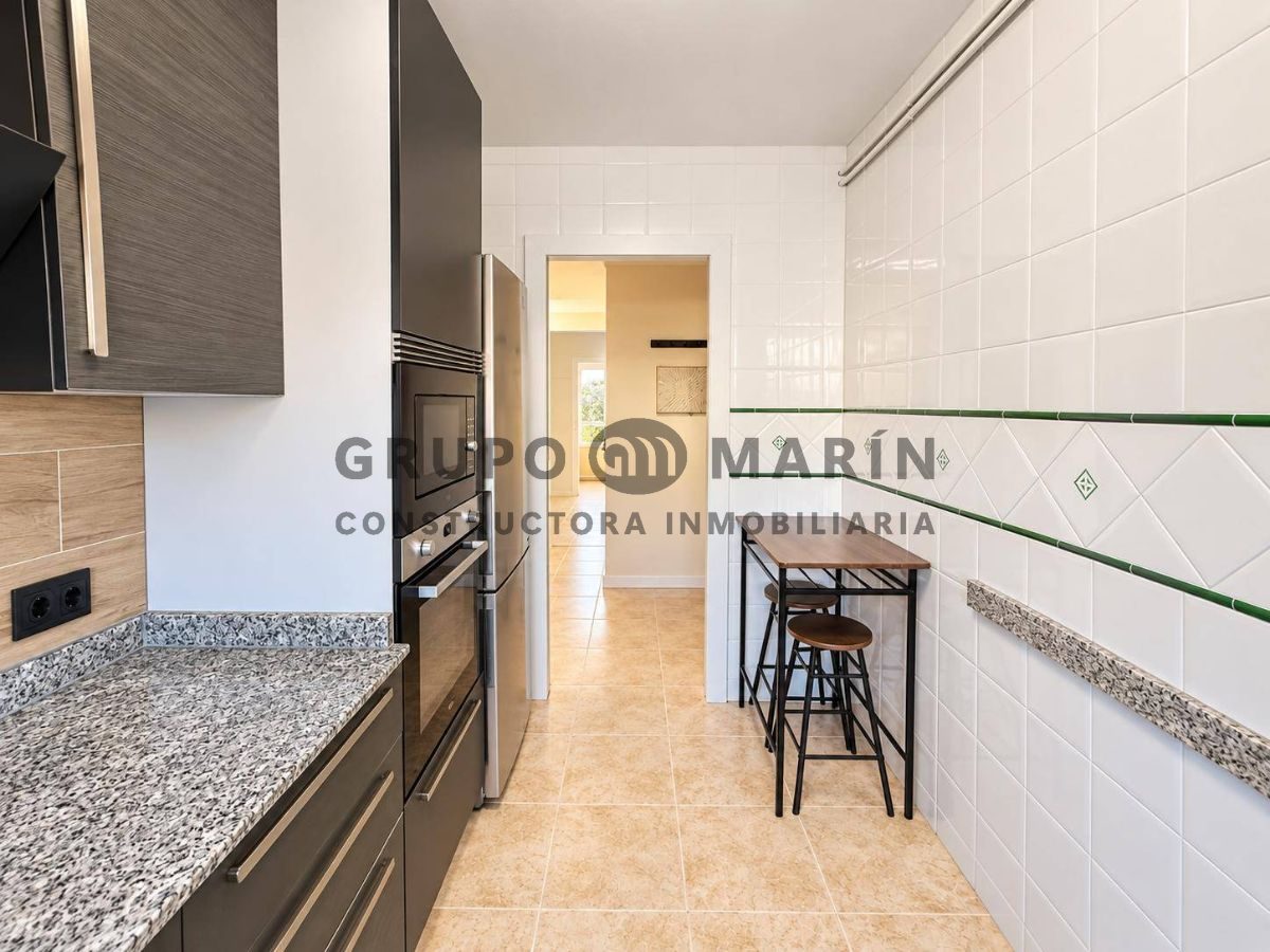 ¡Espectacular piso reformado en Palafolls! - Foto 14
