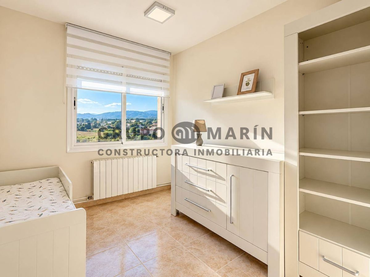 ¡Espectacular piso reformado en Palafolls! - Foto 22