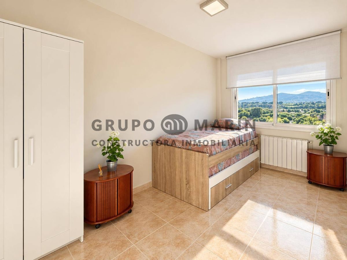 ¡Espectacular piso reformado en Palafolls! - Foto 25