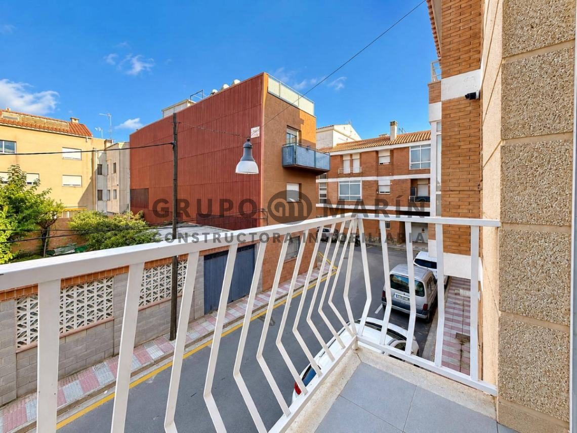 ¡Espectacular piso reformado en Palafolls! - Foto 7