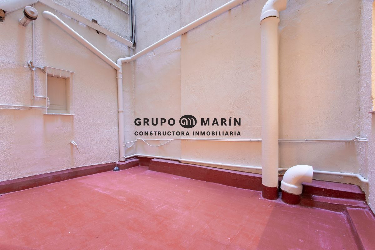 GRUPO MARIN presenta EXCLUSIVA vivienda - piso bajo reformado de 117 m² en El Putxet - Foto 18