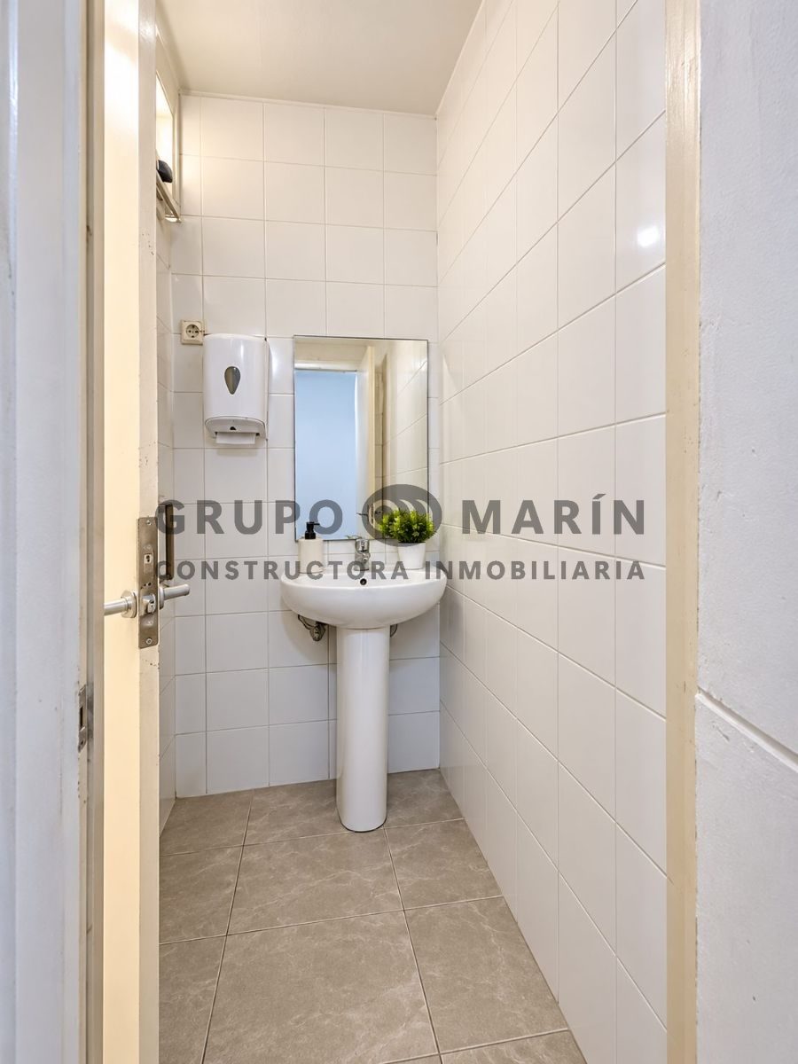 GRUPO MARÍN presenta EXCLUSIVO Local comercial de 95 m², en pleno barrio de El Raval - Foto 7