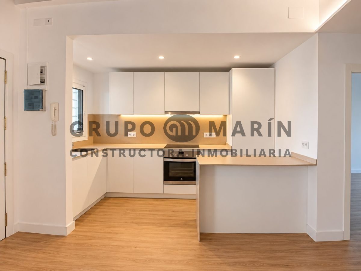 GRUPO MARIN  presenta EXCLUSIVA , vivenda reformada a estrenar con terraza, en el corazón de Poblenou. - Foto 6