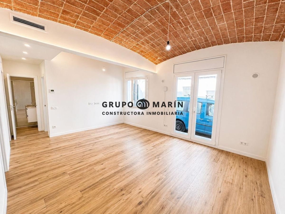 ¡Vivienda en primera linea de mar en Premià de Mar! - Foto 3