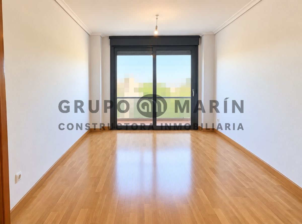 GRUPO MARÍN presenta EXCLUSIVA vivienda -  piso reformado de 77 m² con 2 habitaciones y 2 baños, en el corazón de Poblenou. - Foto 5