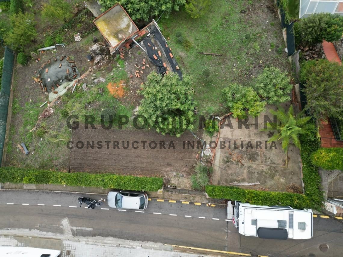 TERRENO URBANO DE 918 M² CON VISTAS EN SANTA SUSANNA – IDEAL PARA VIVIENDA O INVERSIÓN - Foto 6