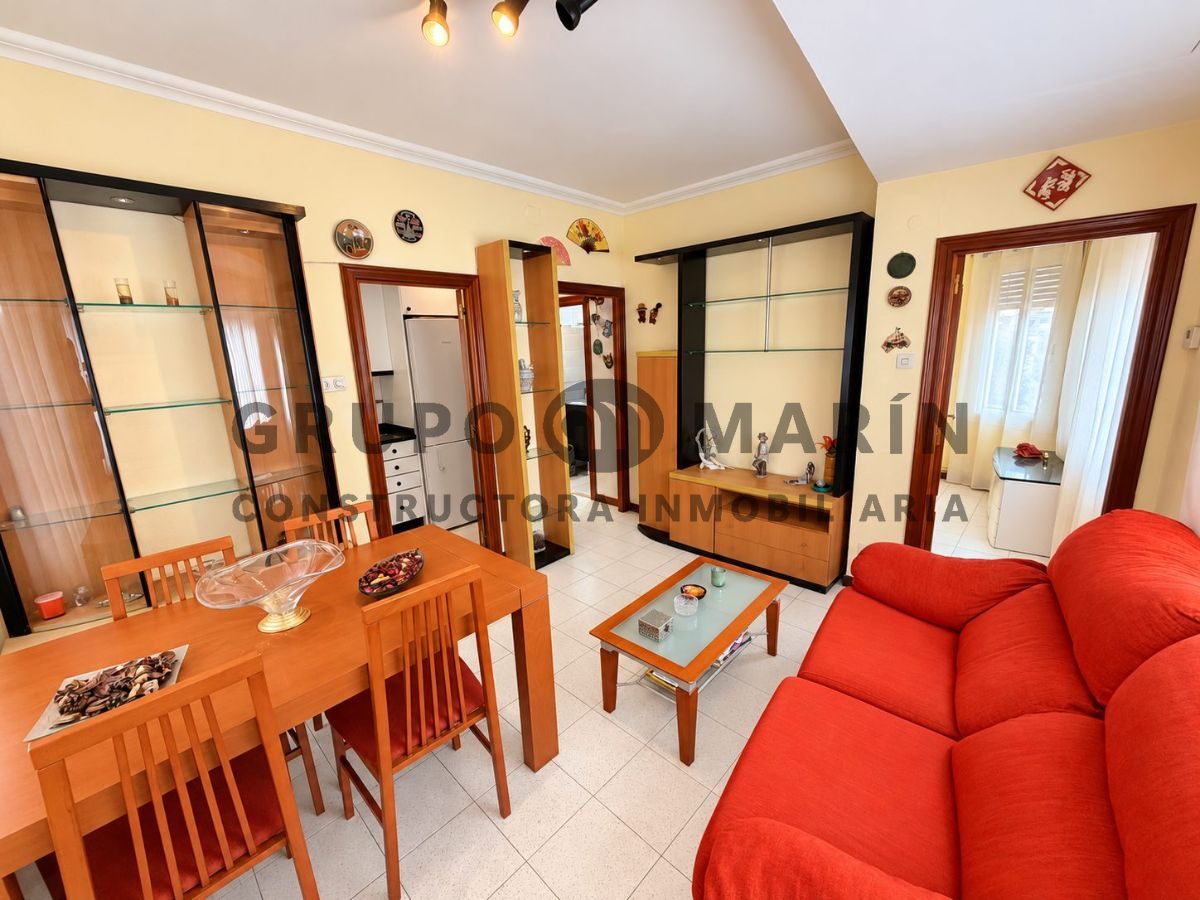Piso luminoso con 3 habitaciones en el casco antiguo de Premià de Mar - Foto 3