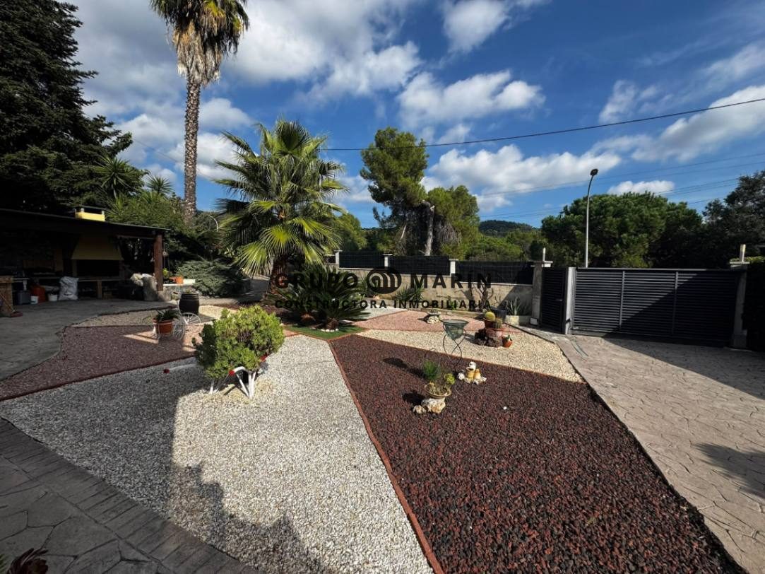 ESPECTACULAR CASA EN ZONA RESIDENCIAL CAN BARRI - Foto 7