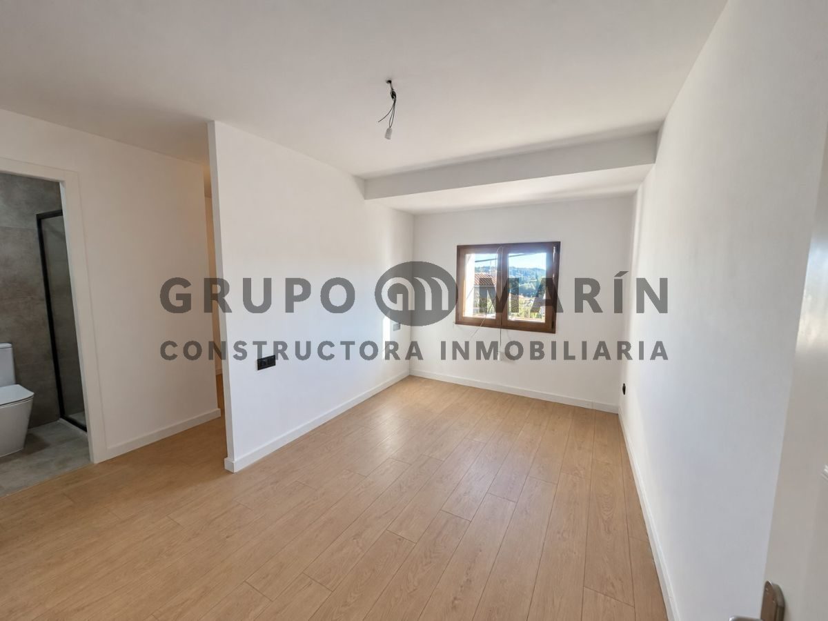 CASA APAREADA TOTALMENTE REFORMADA EN ZONA TRANQUILA - Foto 12