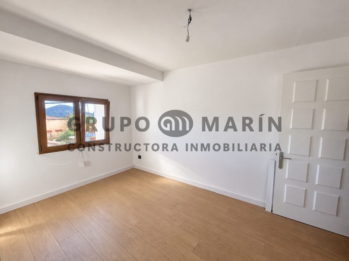 CASA APAREADA TOTALMENTE REFORMADA EN ZONA TRANQUILA - Foto 13