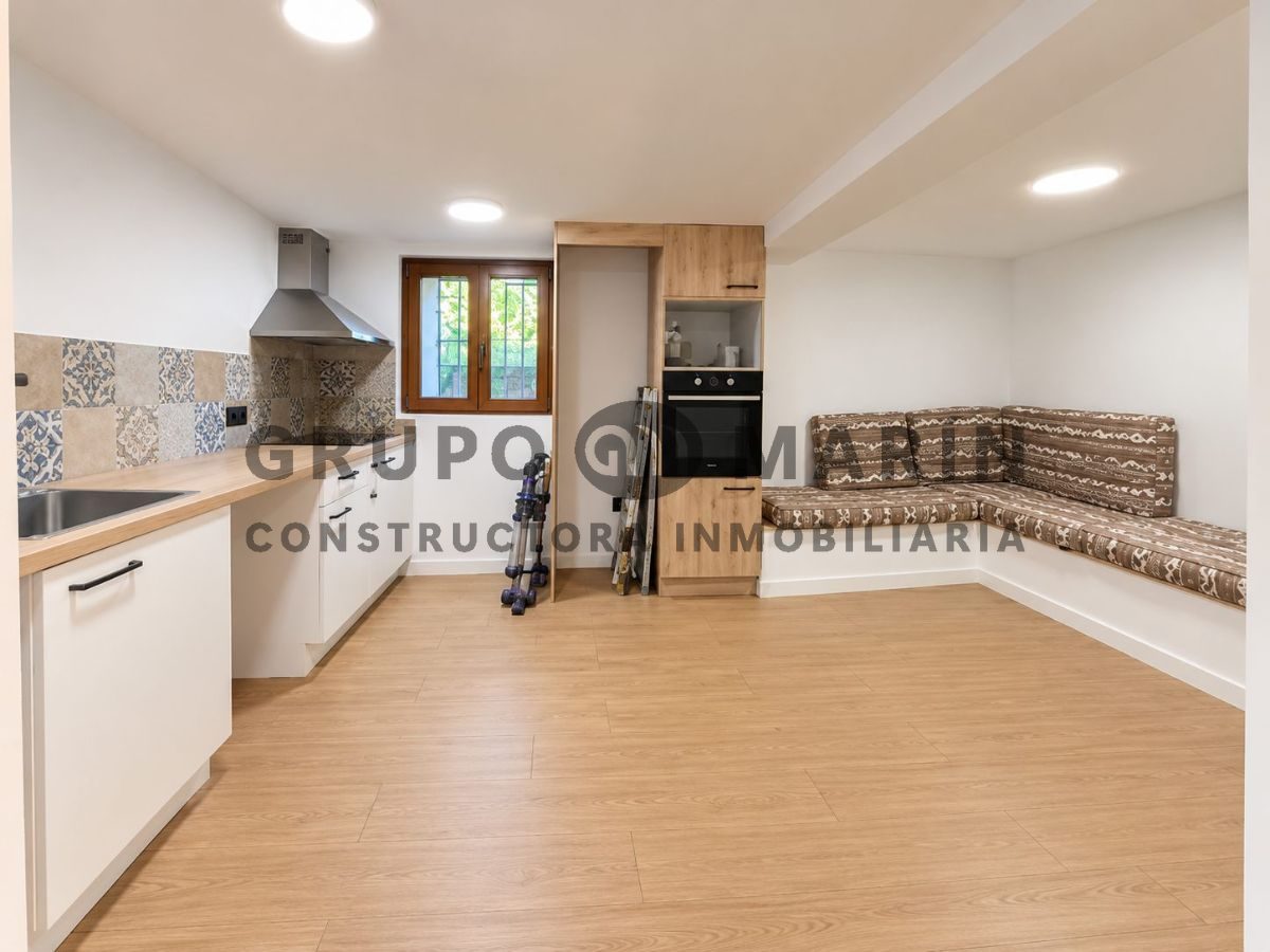 CASA APAREADA TOTALMENTE REFORMADA EN ZONA TRANQUILA - Foto 8