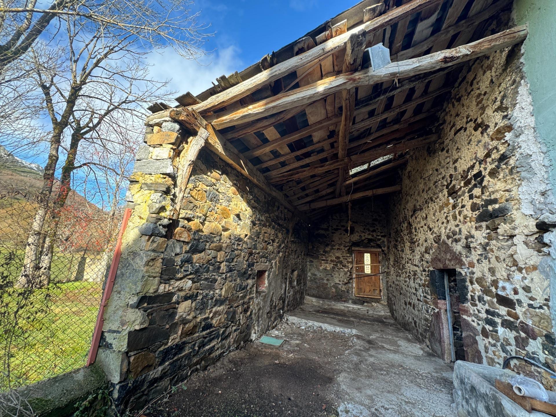 ENCANTADORA CASA EN LA MONTAÑA - Foto 10