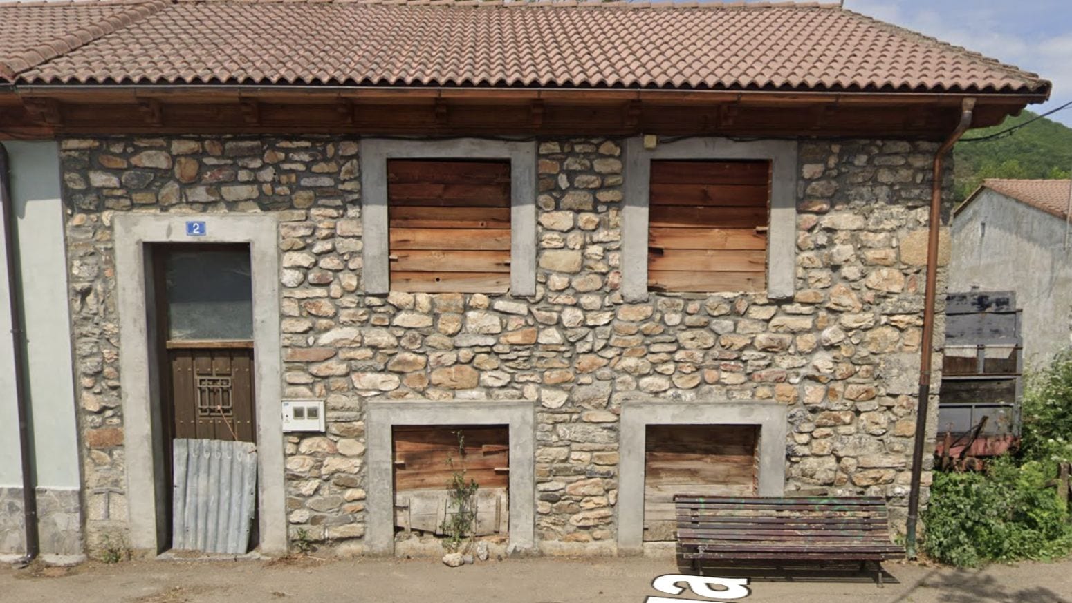 ENCANTADORA CASA EN LA MONTAÑA - Foto 1