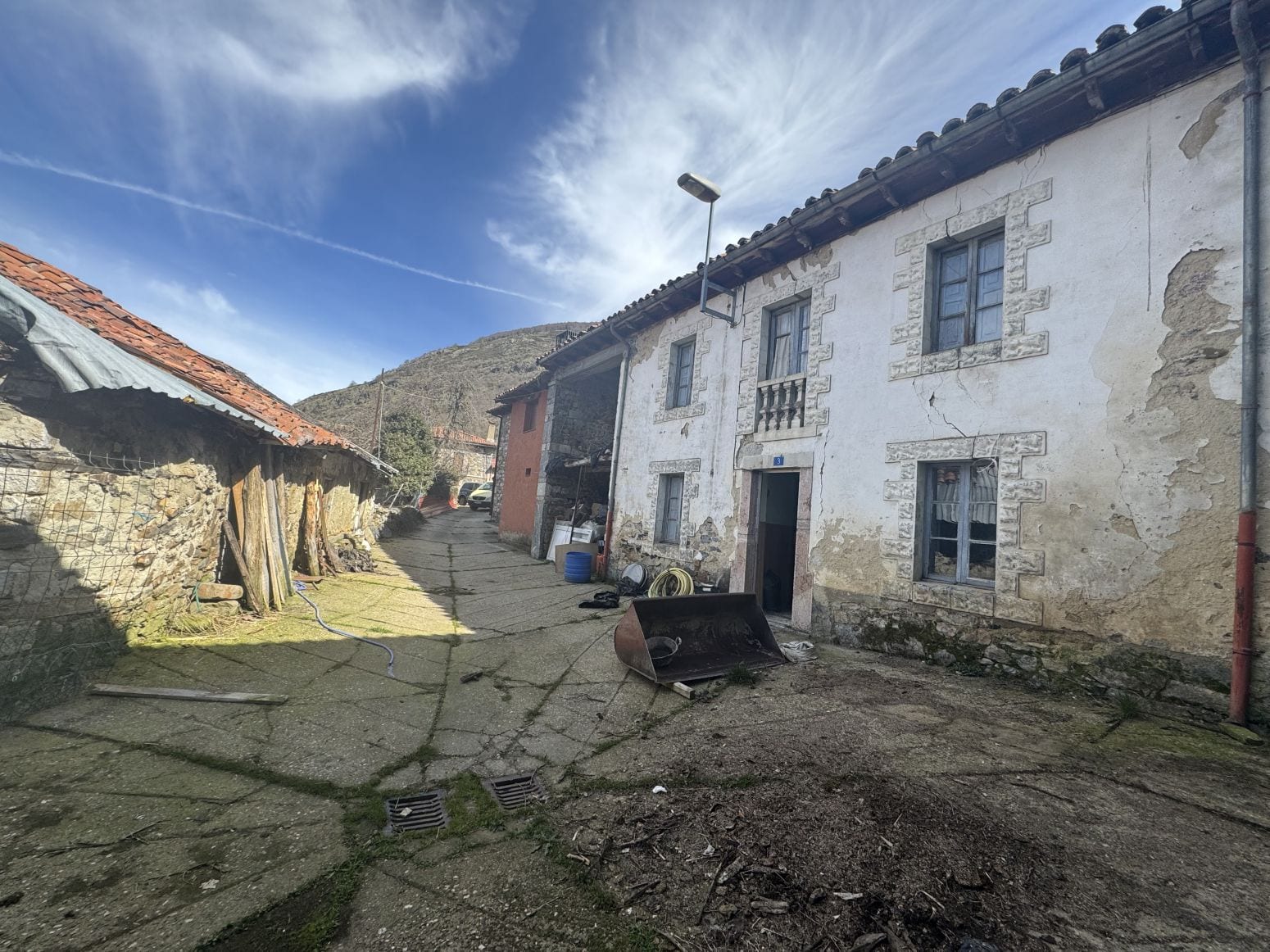 SE VENDE CASA EN PUEBLA DE LILLO - Foto 2