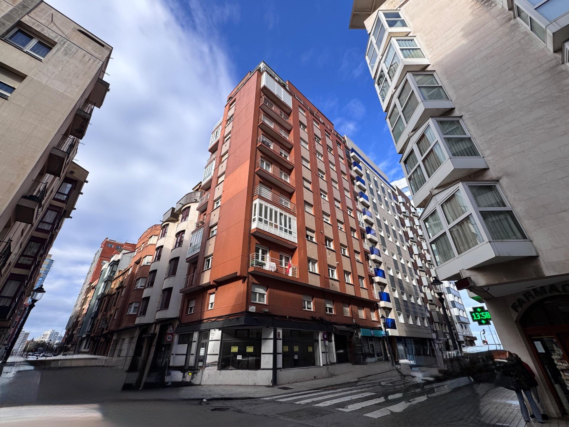 VENTA PISO A POCOS METROS DE LA PLAYA SAN LORENZO Y CENTRO DE GIJÓN - Foto 17
