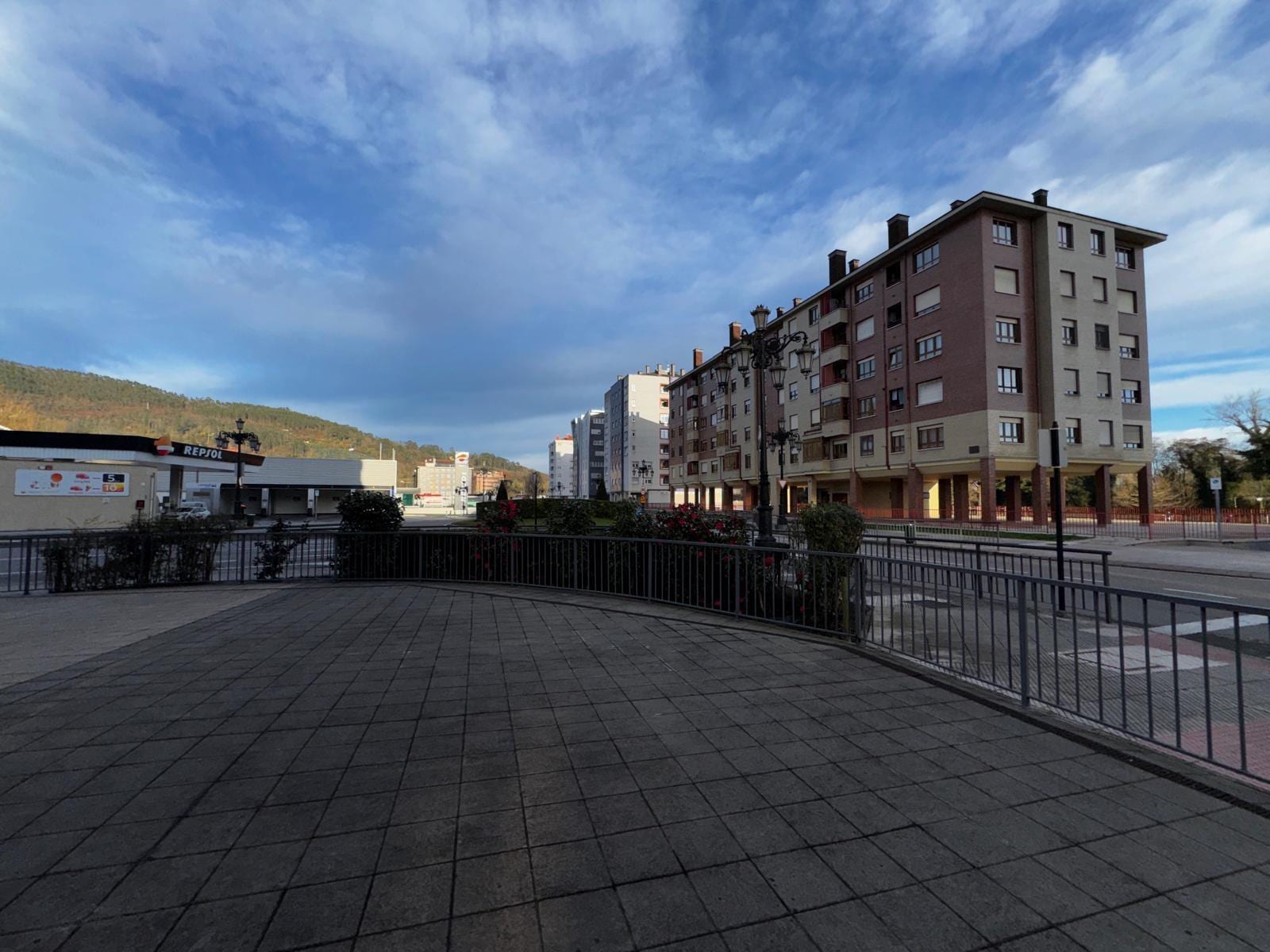 OPORTUNIDAD GRAN LOCAL COMERCIAL FRENTE AL CAMPO MUNICIPAL MANUEL DIAZ VEGA - Foto 15