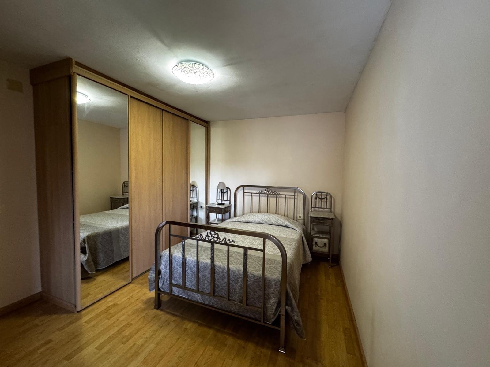 ¡Oportunidad única que combina hogar, entorno y gran potencial de inversión a tan solo 1 km de la playa! - Foto 15