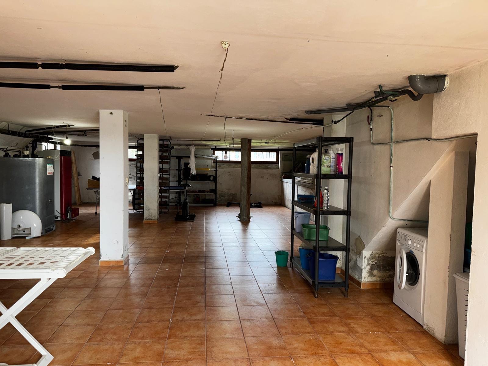 ¡Oportunidad única que combina hogar, entorno y gran potencial de inversión a tan solo 1 km de la playa! - Foto 32