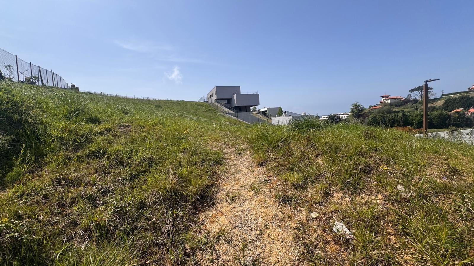 Construye tu hogar con las mejores vistas de Gijón y su bahía - Foto 7