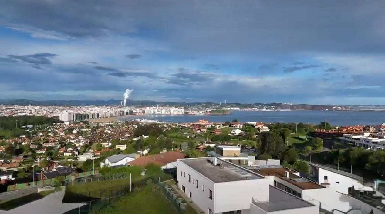 Construye tu hogar con las mejores vistas de Gijón y su bahía - Foto 14