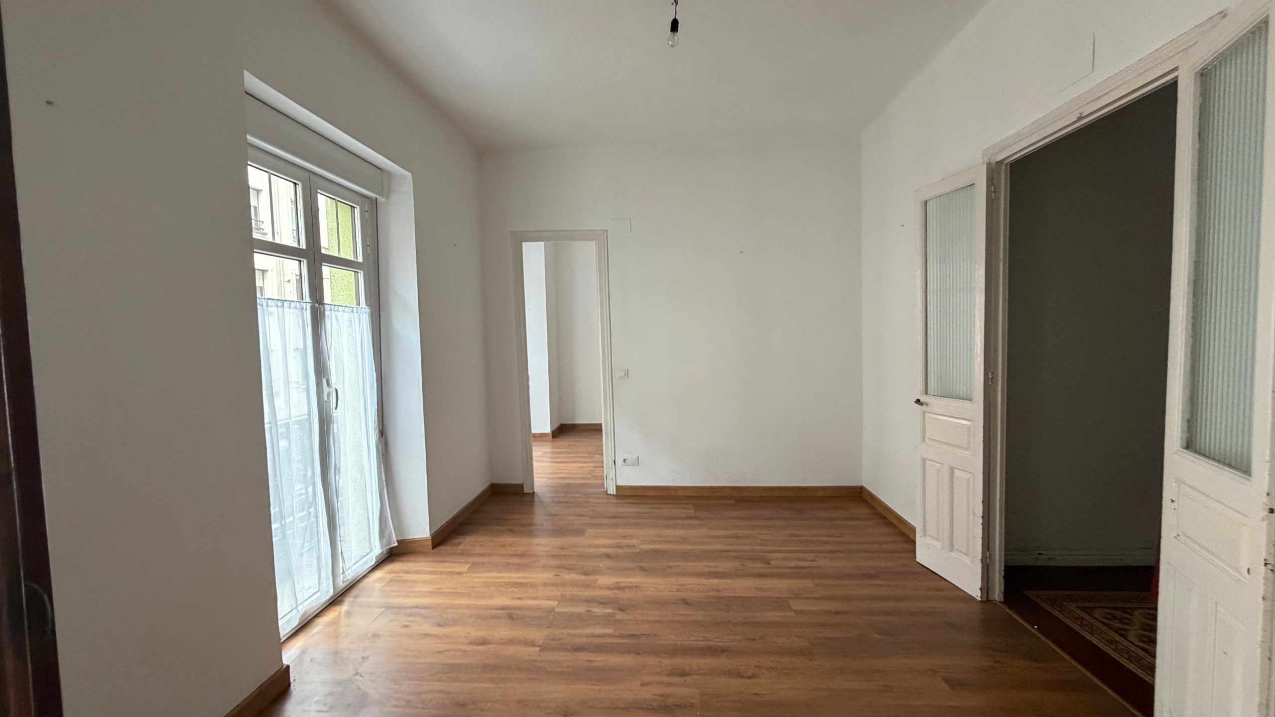Oportunidad! Se alquila piso de 5 habitaciones en pleno centro de Gijón - Foto 13