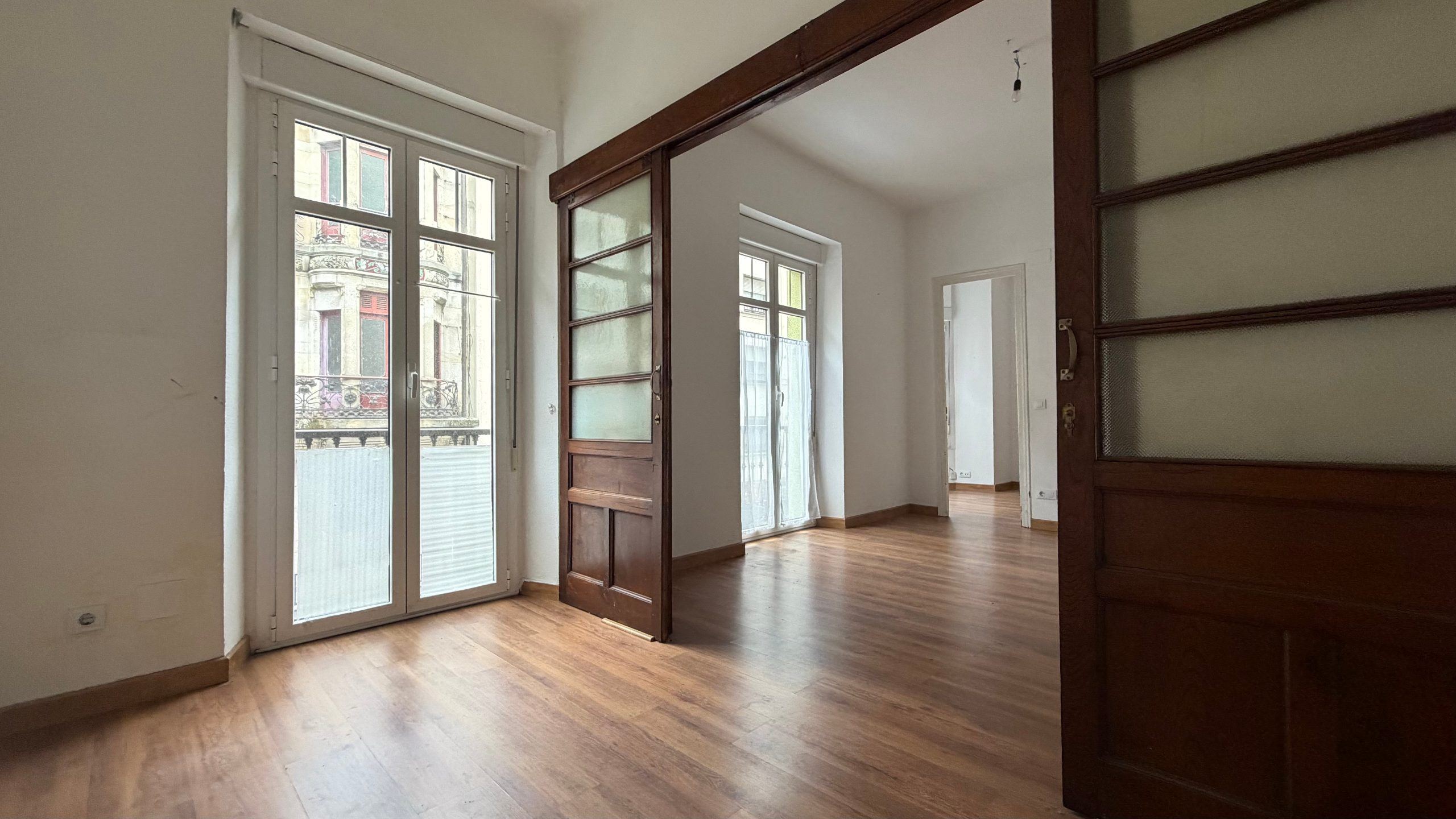 Oportunidad! Se alquila piso de 5 habitaciones en pleno centro de Gijón - Foto 2