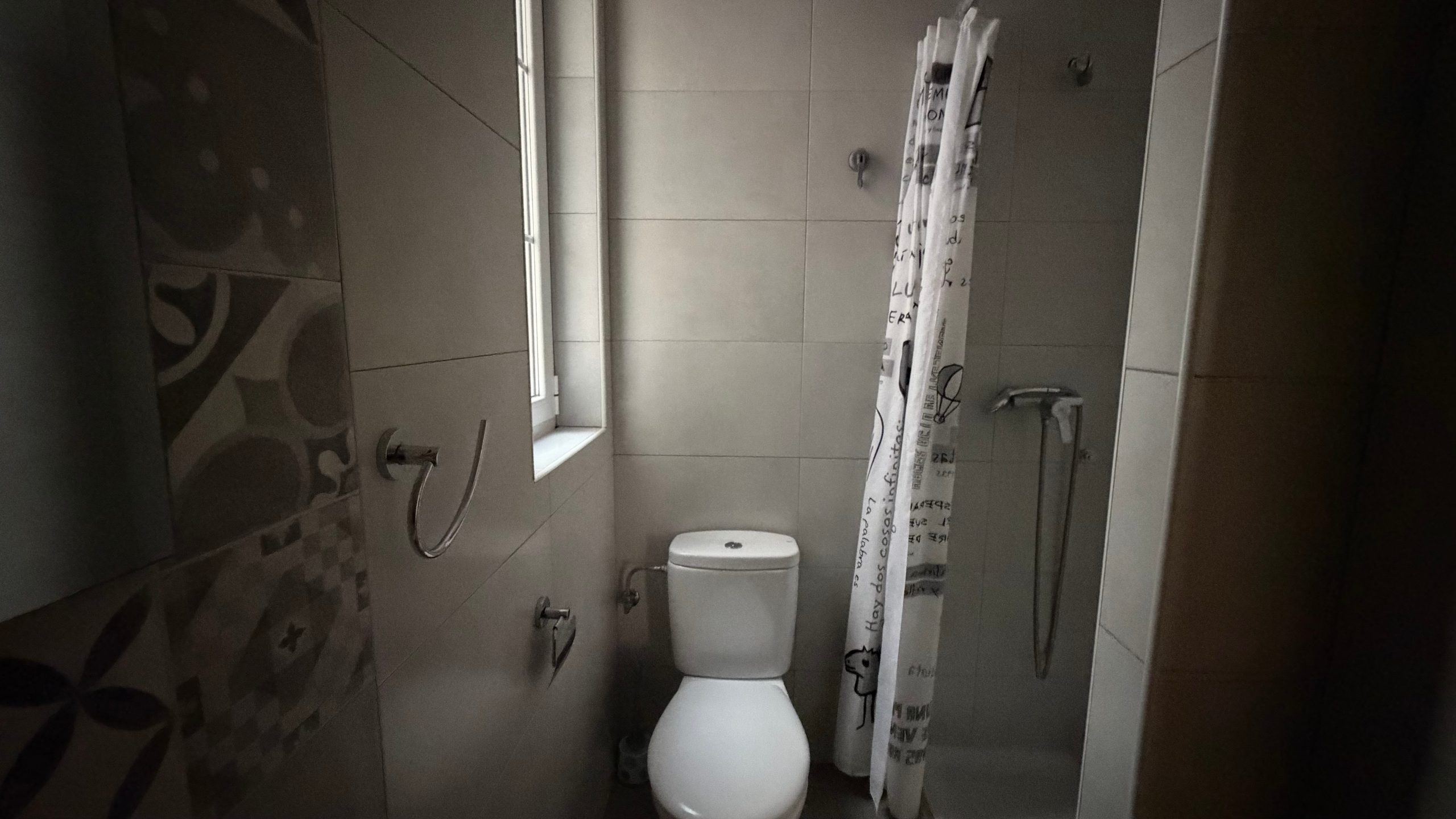Oportunidad! Se alquila piso de 5 habitaciones en pleno centro de Gijón - Foto 17