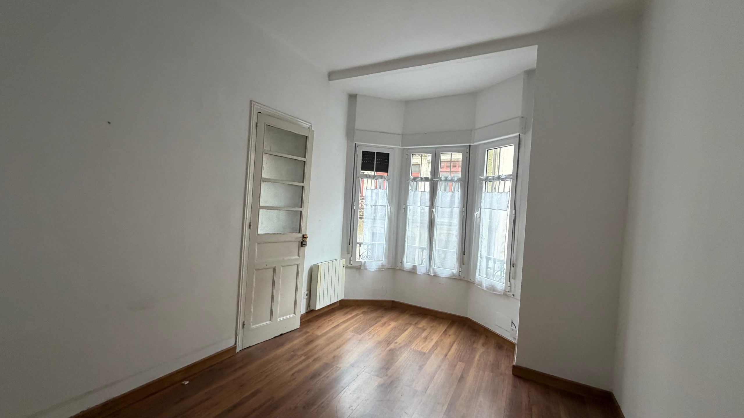 Oportunidad! Se alquila piso de 5 habitaciones en pleno centro de Gijón - Foto 10