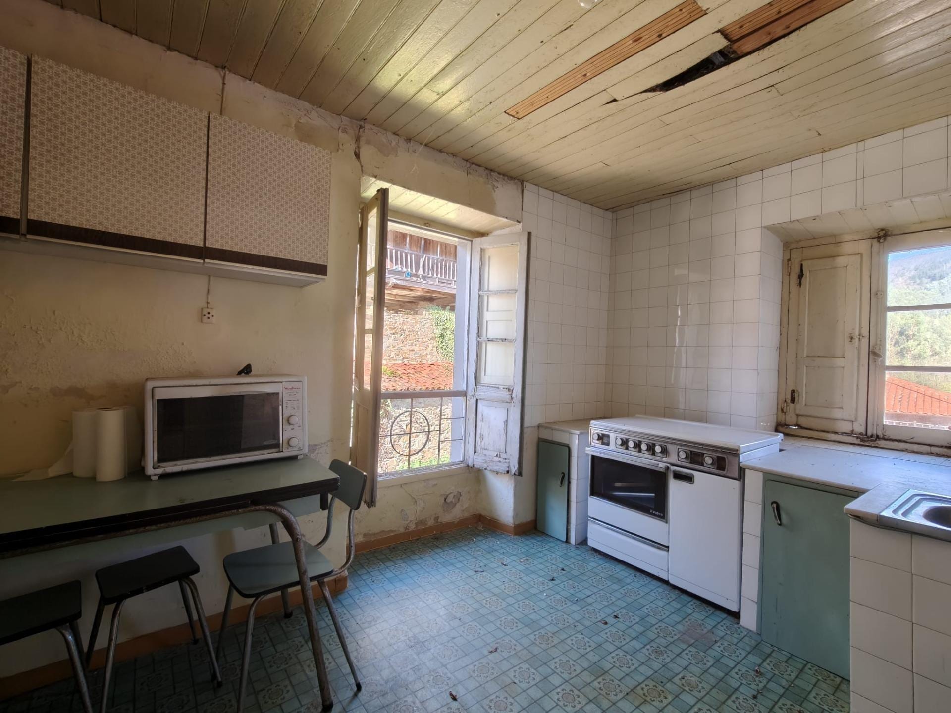 Casa tradicional de piedra y castaño en Salas - Foto 21