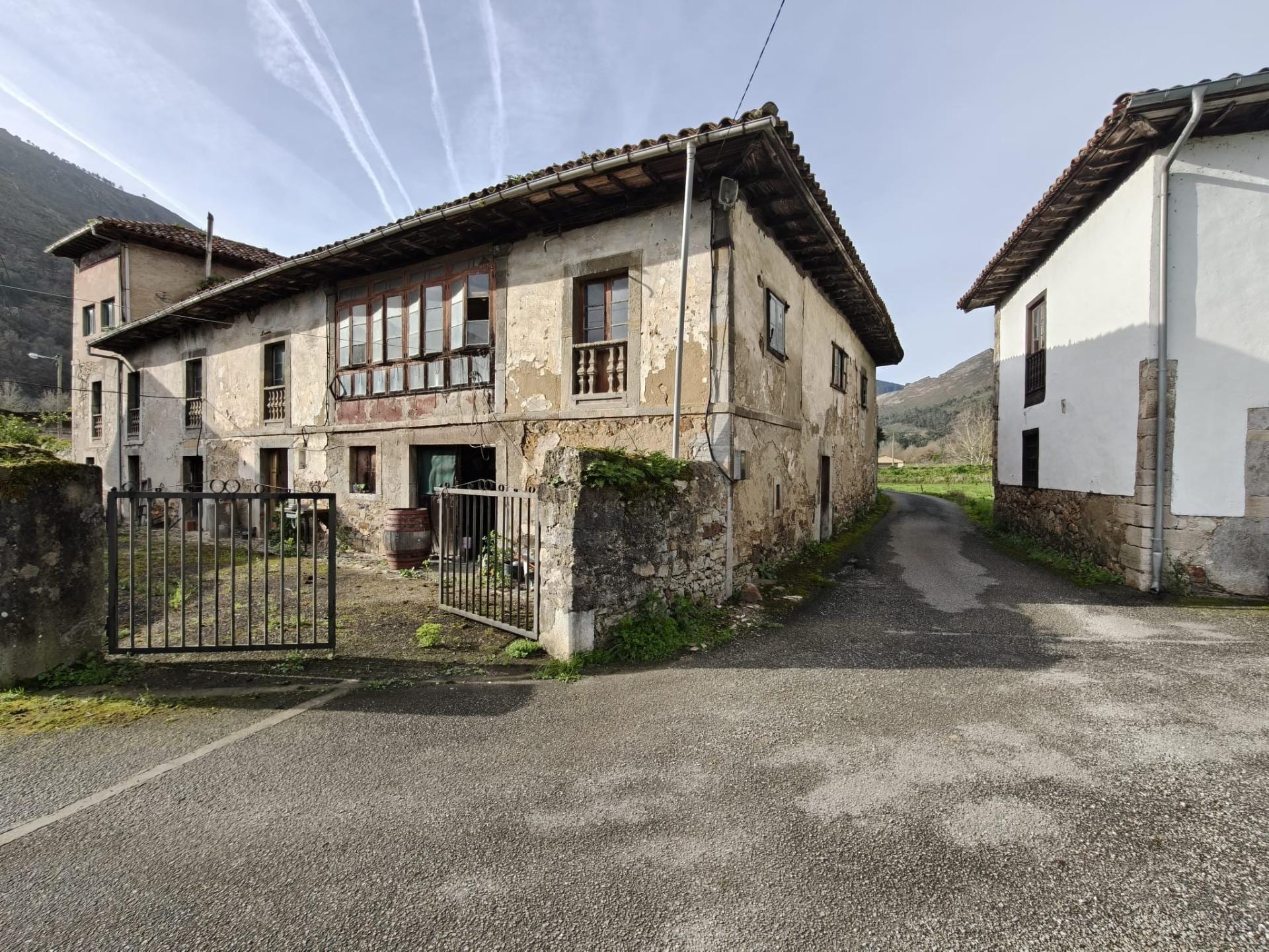 Casona indiana con llagar tradicional en Soto de los Infantes (Salas) - Foto 22
