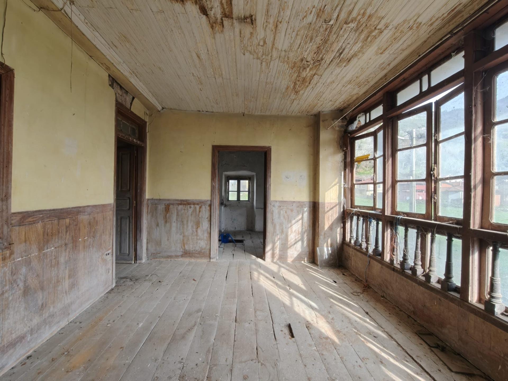 Casona indiana con llagar tradicional en Soto de los Infantes (Salas) - Foto 43
