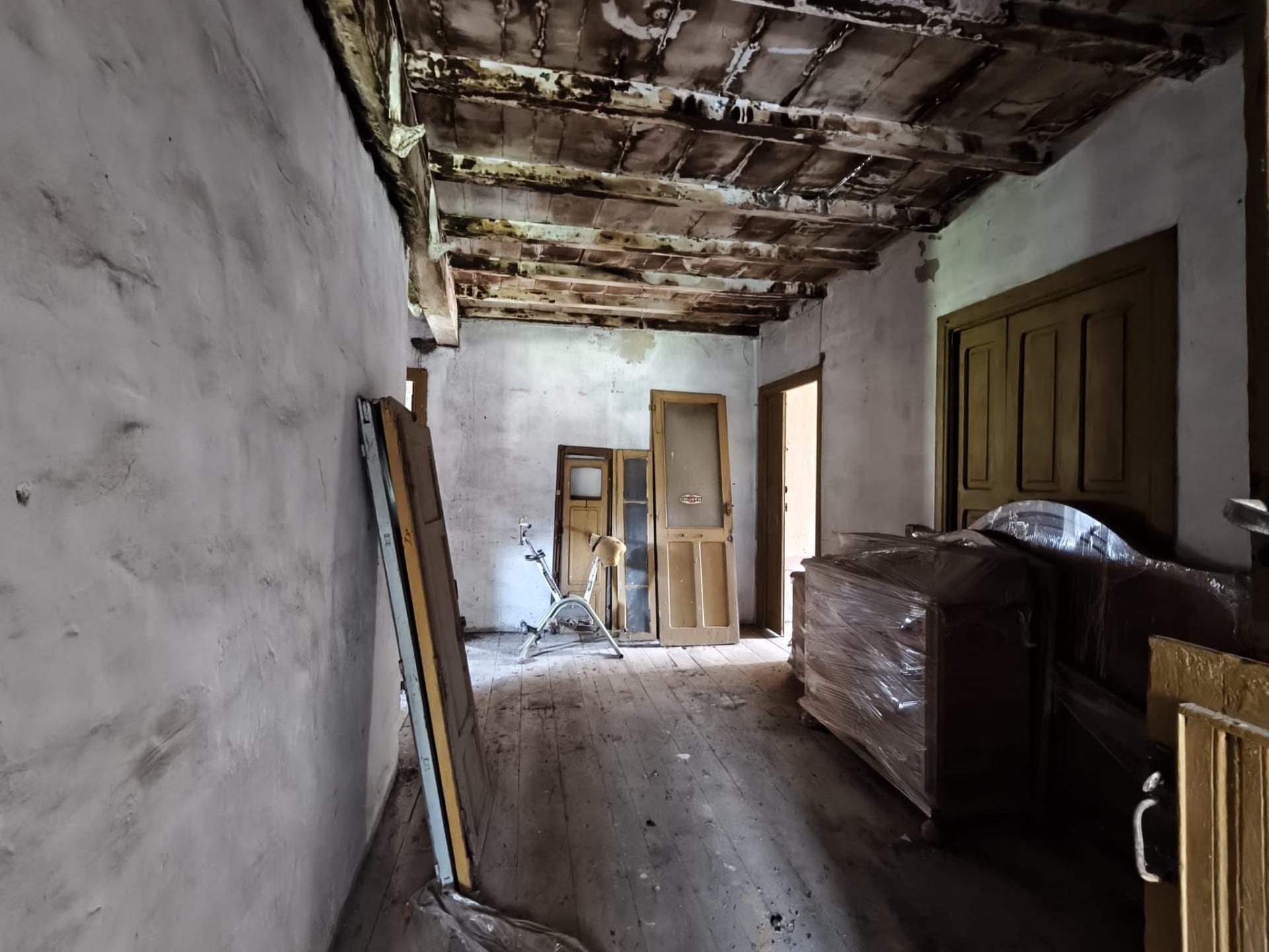 Casona indiana con llagar tradicional en Soto de los Infantes (Salas) - Foto 50