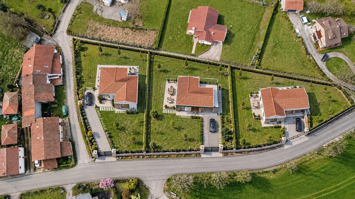 Parcela urbana edificable para 3 viviendas