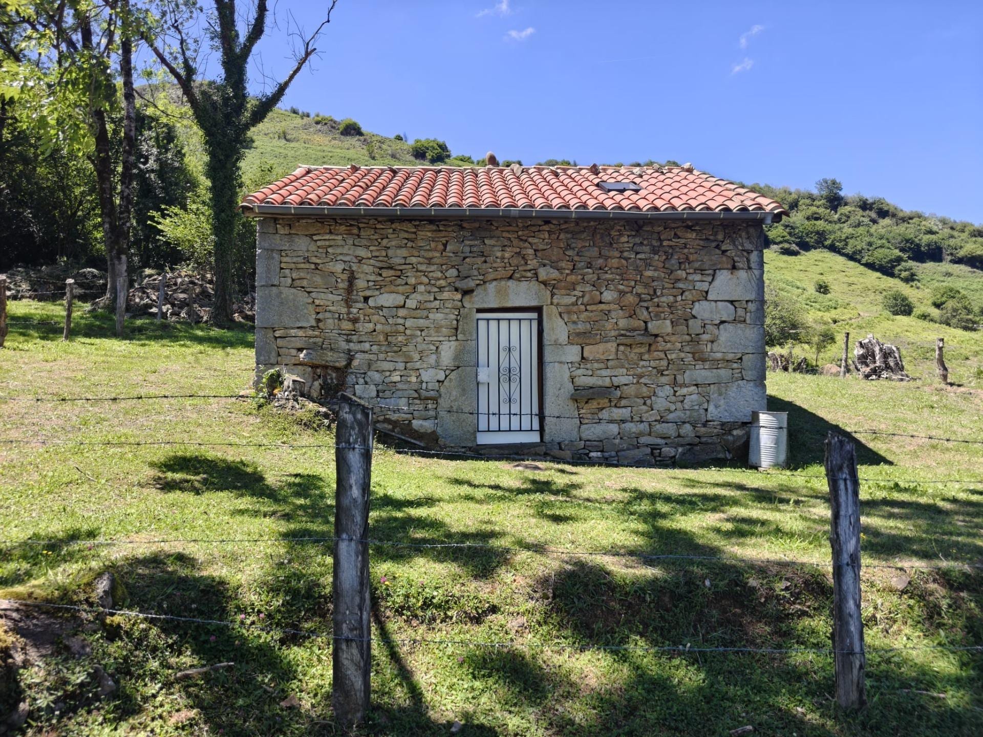 14 Hectáreas con 4 cabañas en el Paraíso - Foto 5