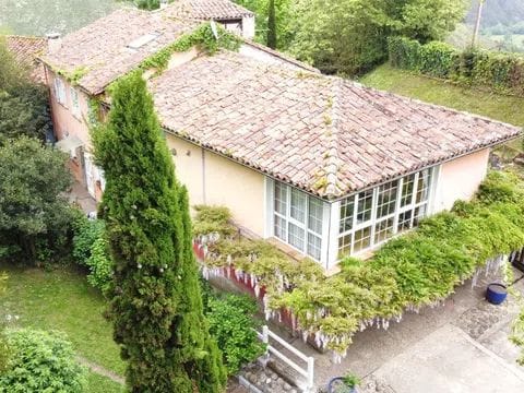 Casa con terreno en Mesariegos, Parres