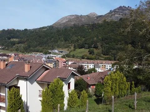 Pareado con terreno en Cangas de Onís - Foto 11