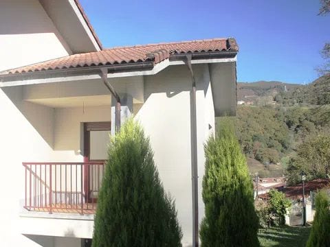 Pareado con terreno en Cangas de Onís - Foto 13