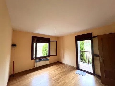 Pareado con terreno en Cangas de Onís - Foto 24