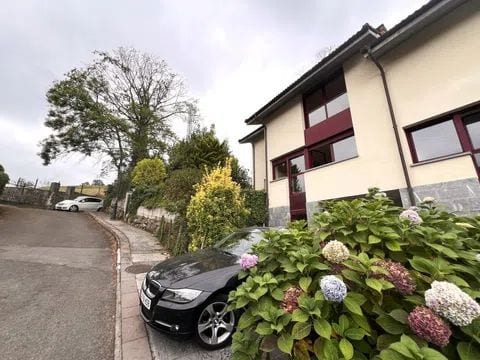 Pareado con terreno en Cangas de Onís - Foto 7