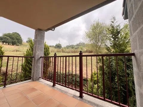 Pareado con terreno en Cangas de Onís - Foto 9