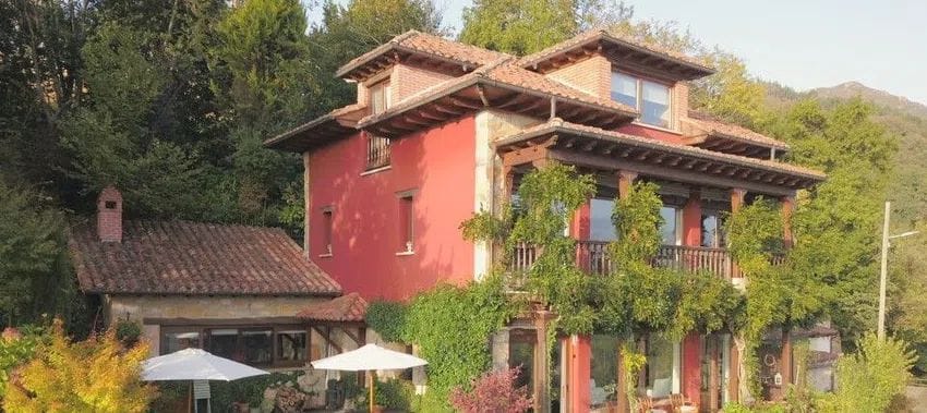 Casa con terreno en Cangas de Onís