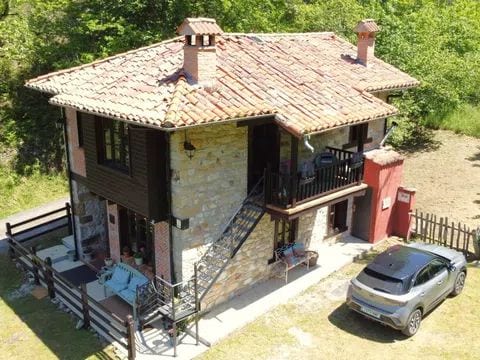 Casa con terreno en Aldea les Cuerries, Piloña - Foto 1