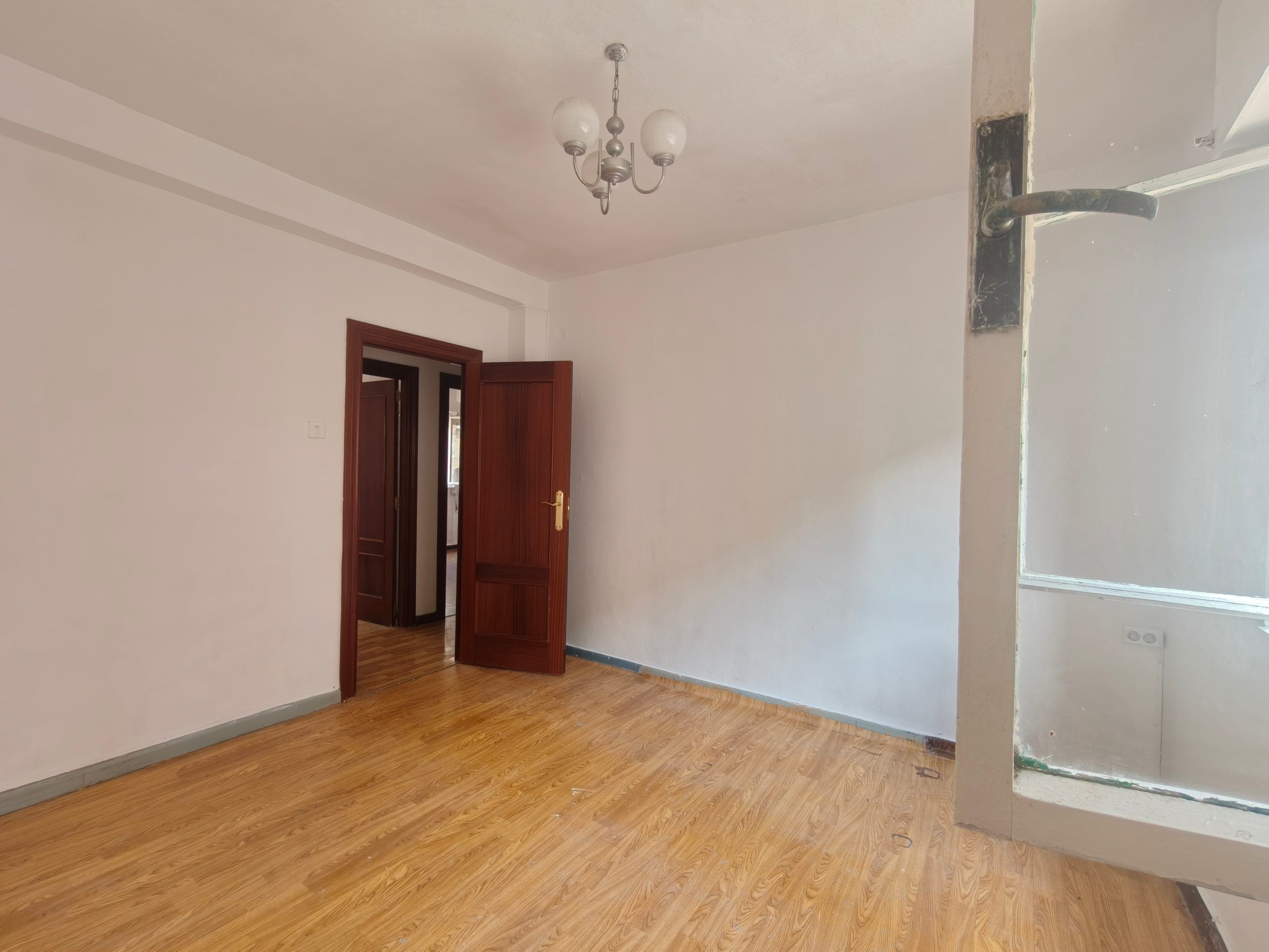 Piso para reformar a 5 minutos del centro de Oviedo - Foto 11